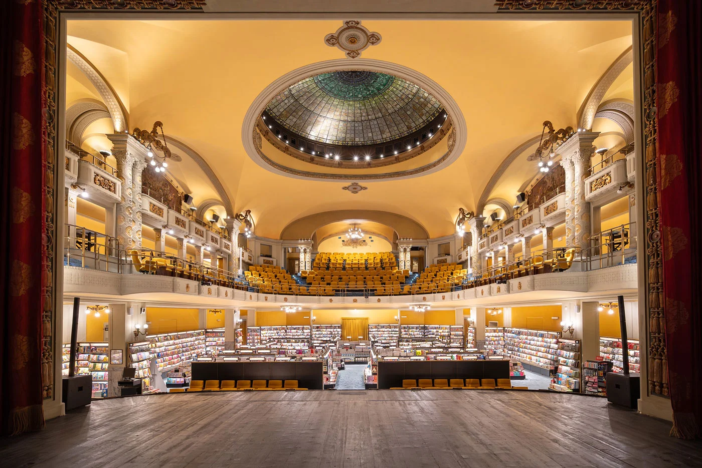 Beautiful Libraries & Bookstores Around the World