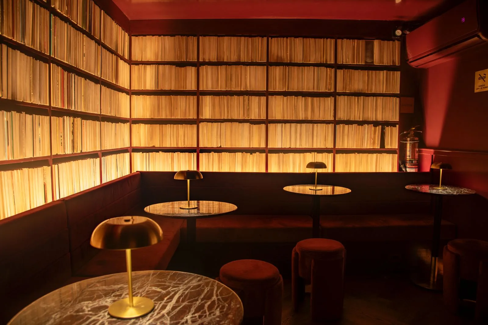 Beautiful Speakeasies & Cocktail Bars Around the World